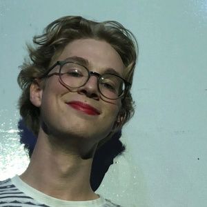 Meet your Posher, Daniel